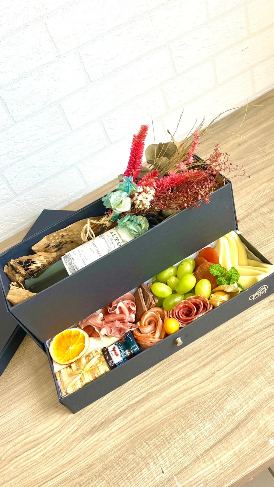 Box Happy Hour